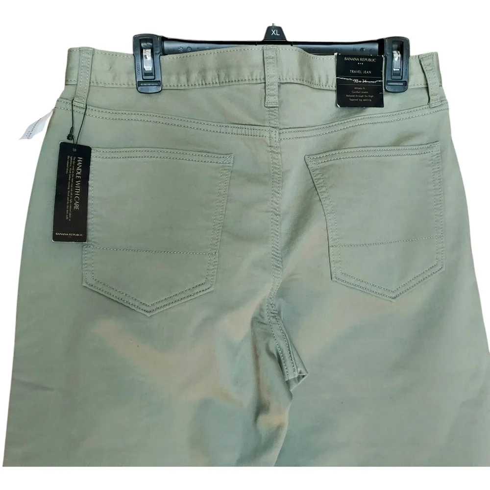 NWT Banana Republic Mens Athletic Fit Travel Jean Olive Green Stretch Size 32X31
